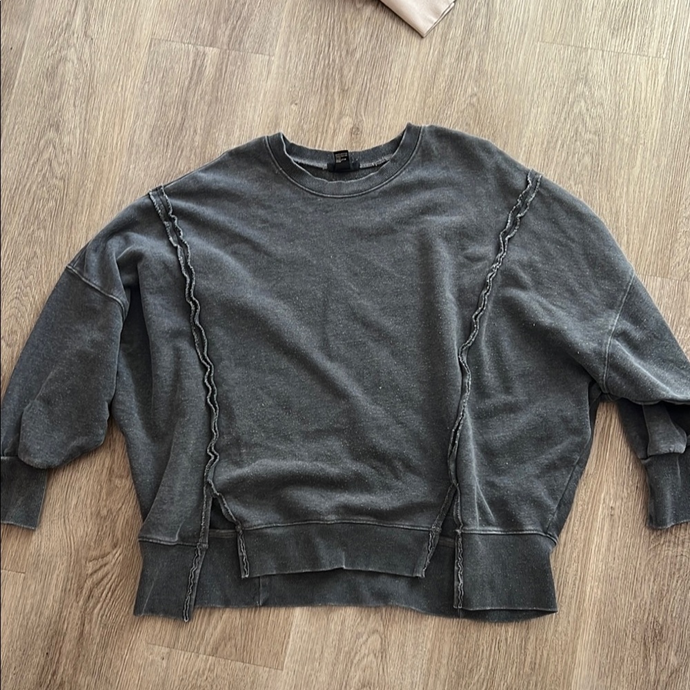 Women’s  Gray Sweater